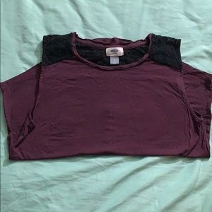 Plum lace-shoulder slub tank from Old Navy will be donated 5/2024